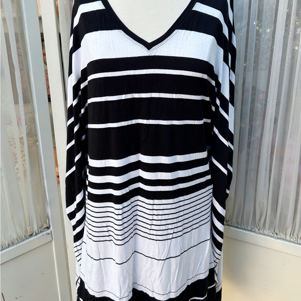 Lane Bryant Black Cream Striped Tunic Top Short Sleeve Blouse XL 14/16